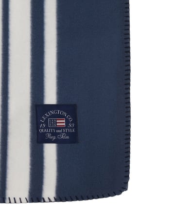 Stripet Reycled Polyester fleecefilt 130x170 cm - Navy - Lexington
